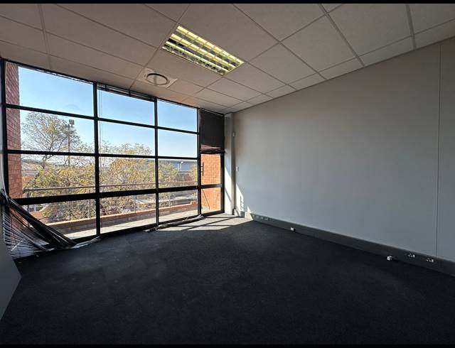 253.90M² OFFICE TO LET IN ECO PARK ESTATE